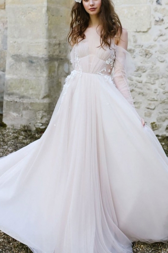 Sexy A Line Tulle Wedding Dress with Lace Appliques